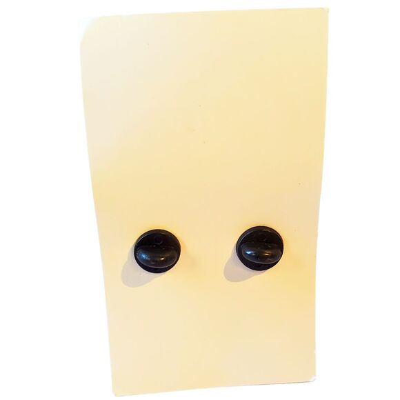 Brutus "The Barber" Beefcake WWE Pin Wrestle Crate Exclusive 2013 MidCard Pins - Picture 2 of 4